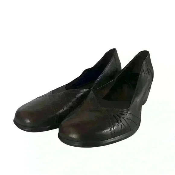 Clark’s burgundy  artisan collection heel - Picture 4 of 5